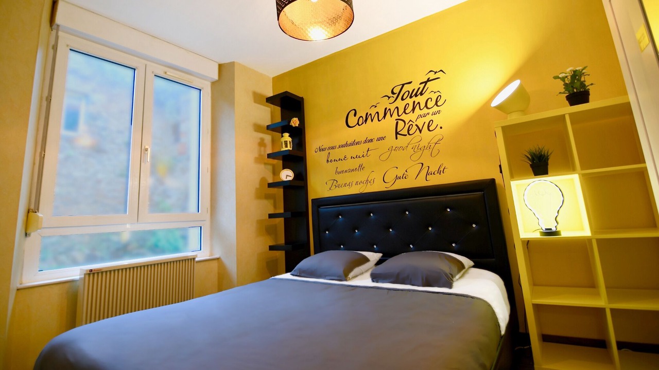 Photo of Bedroom in Downtown