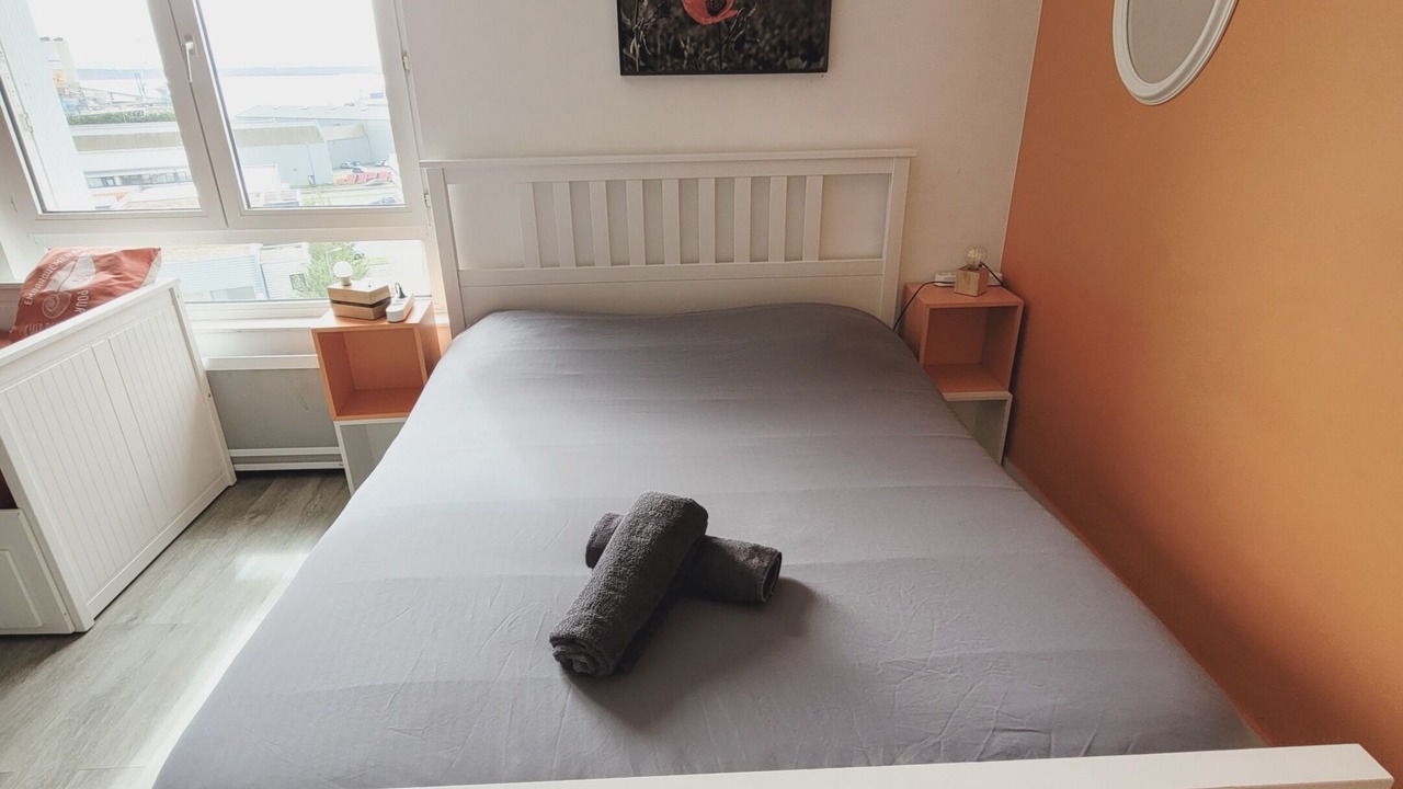 Photo of Bedroom in Downtown
