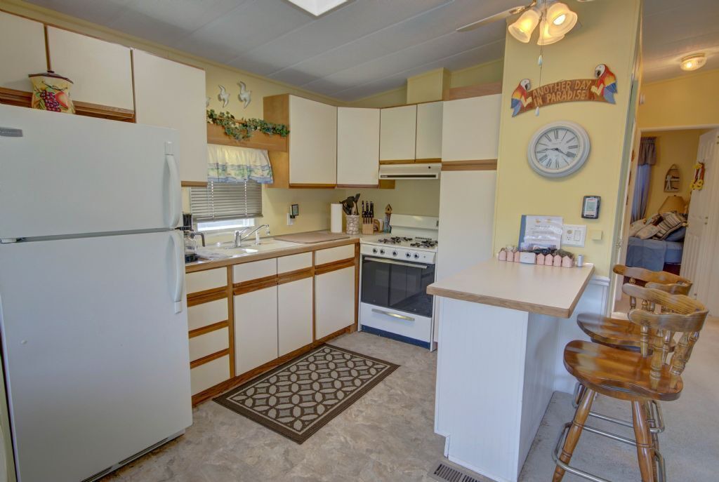 Photo of Kitchen in Assateague Pointe