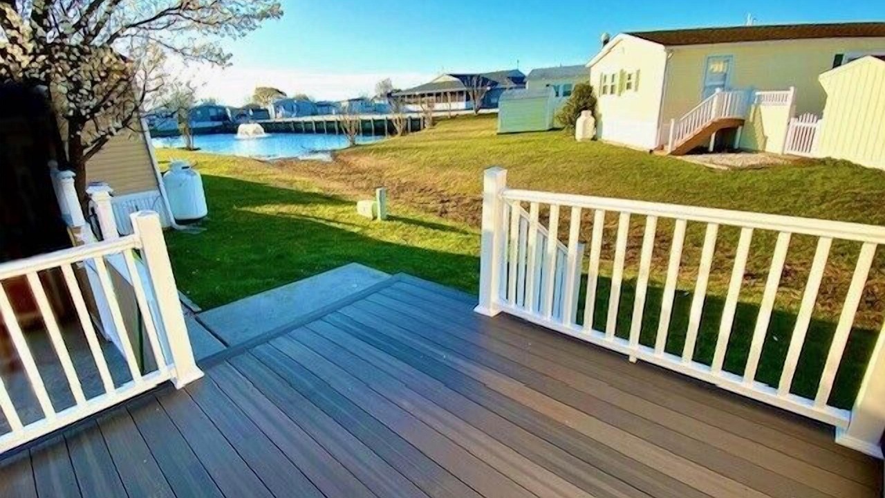 Photo of Patio Balcony in Assateague Pointe