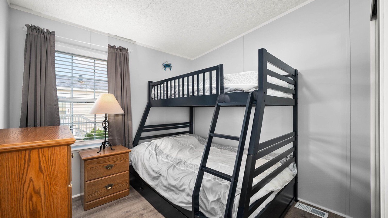 Photo of Bedroom in Assateague Pointe