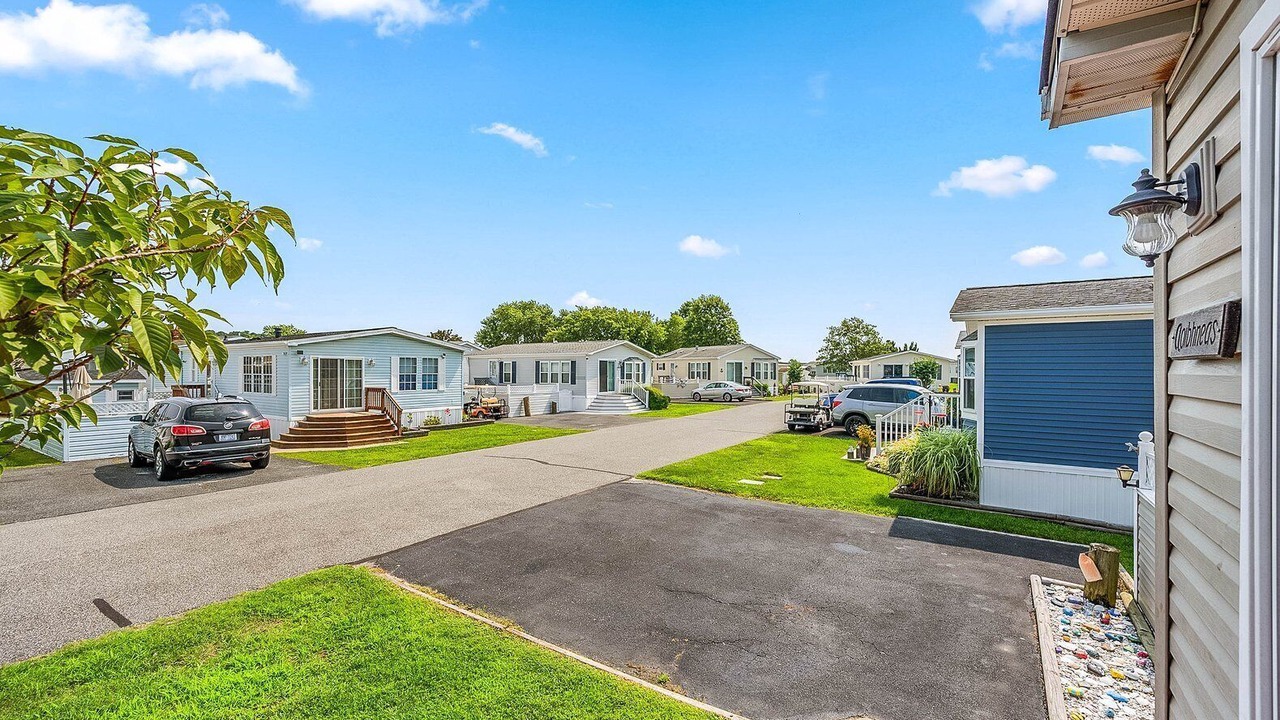 Photo of Outdoor in Assateague Pointe