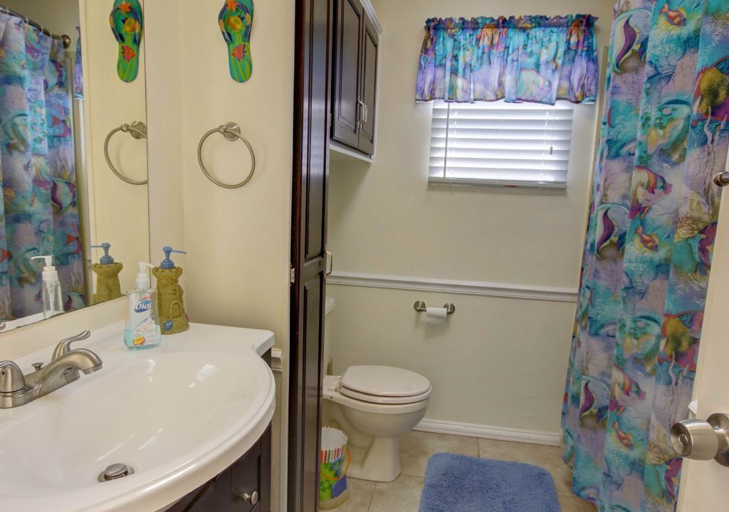 Photo of Bathroom in Assateague Pointe