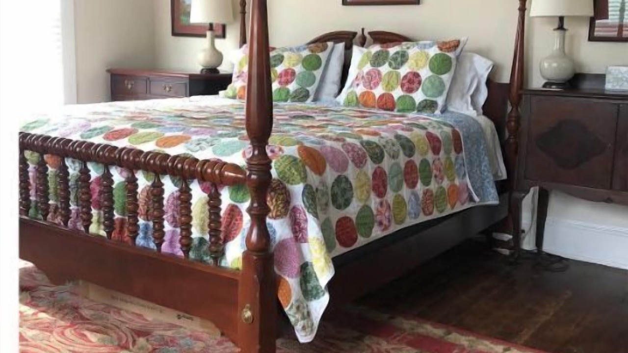 Photo of Bedroom in Deltaville