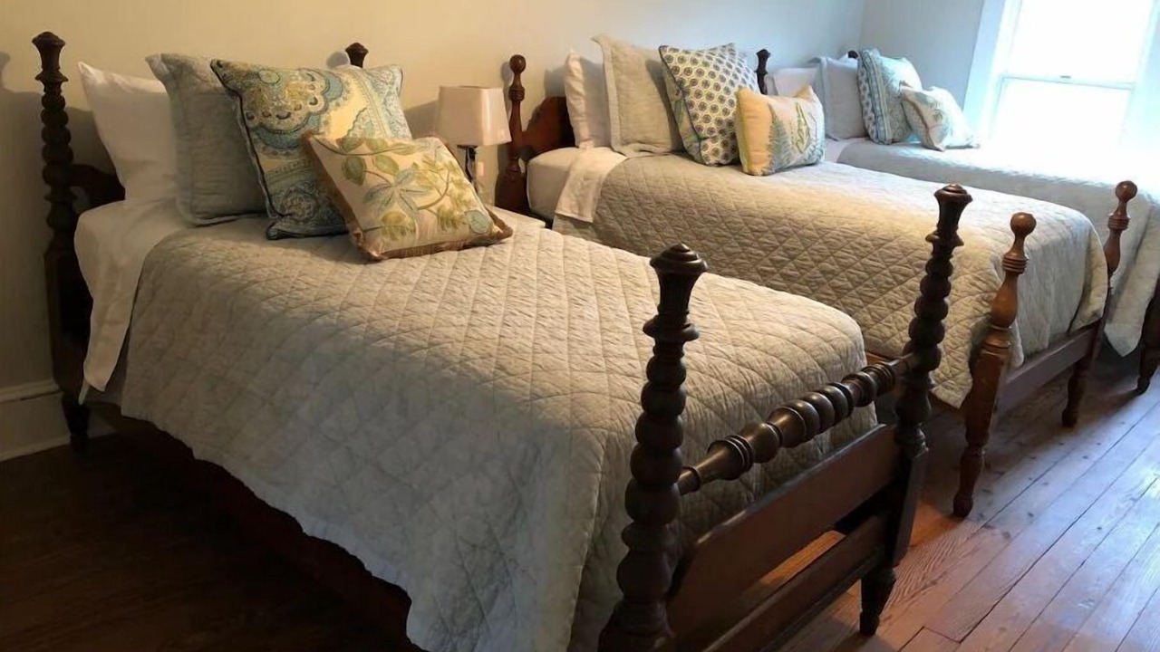 Photo of Bedroom in Deltaville