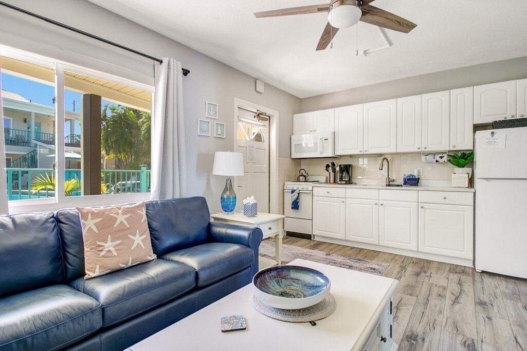 Photo of Livingroom in Bay Esplanade