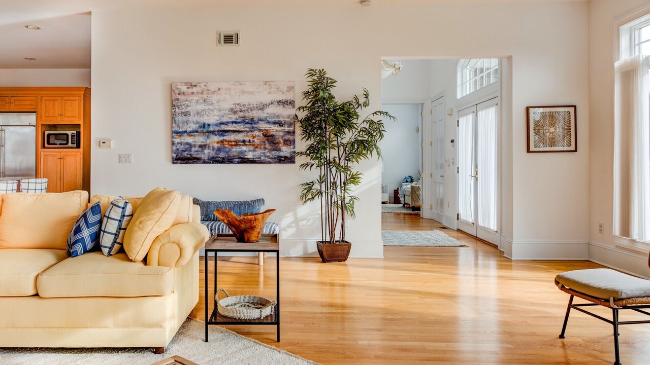 Photo of Livingroom in Shinnecock Hills