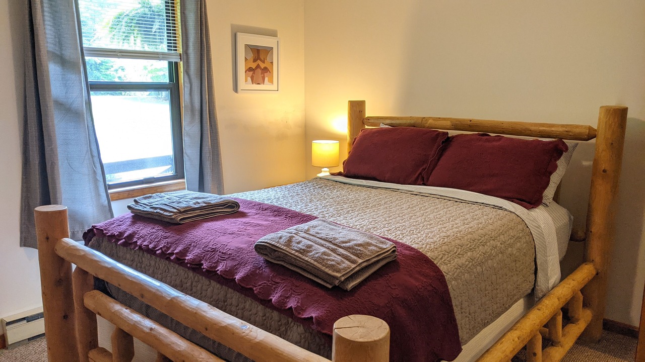 Photo of Bedroom in Timberline