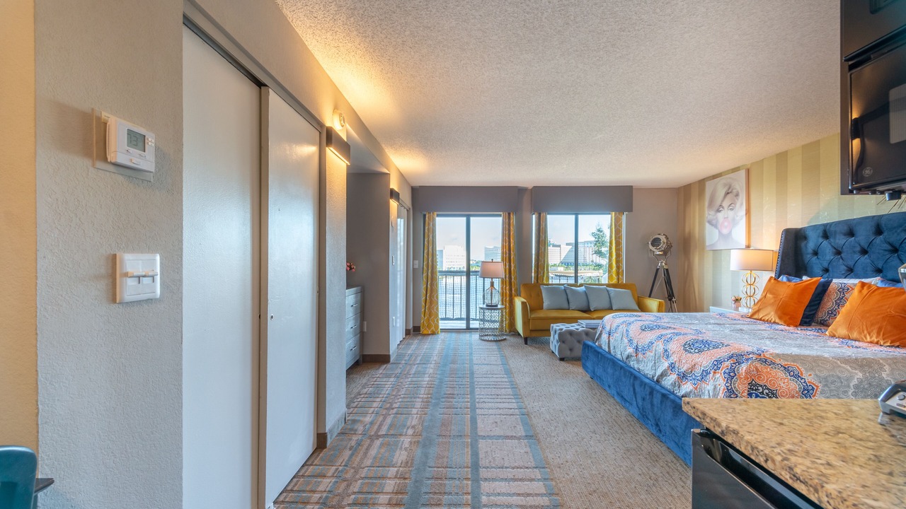 Photo of Bedroom in Florida Center