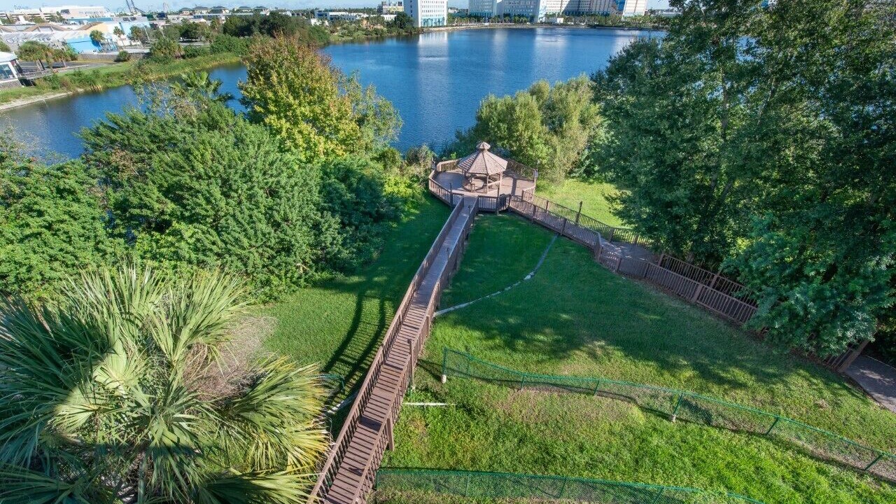 Photo of Outdoor in Florida Center