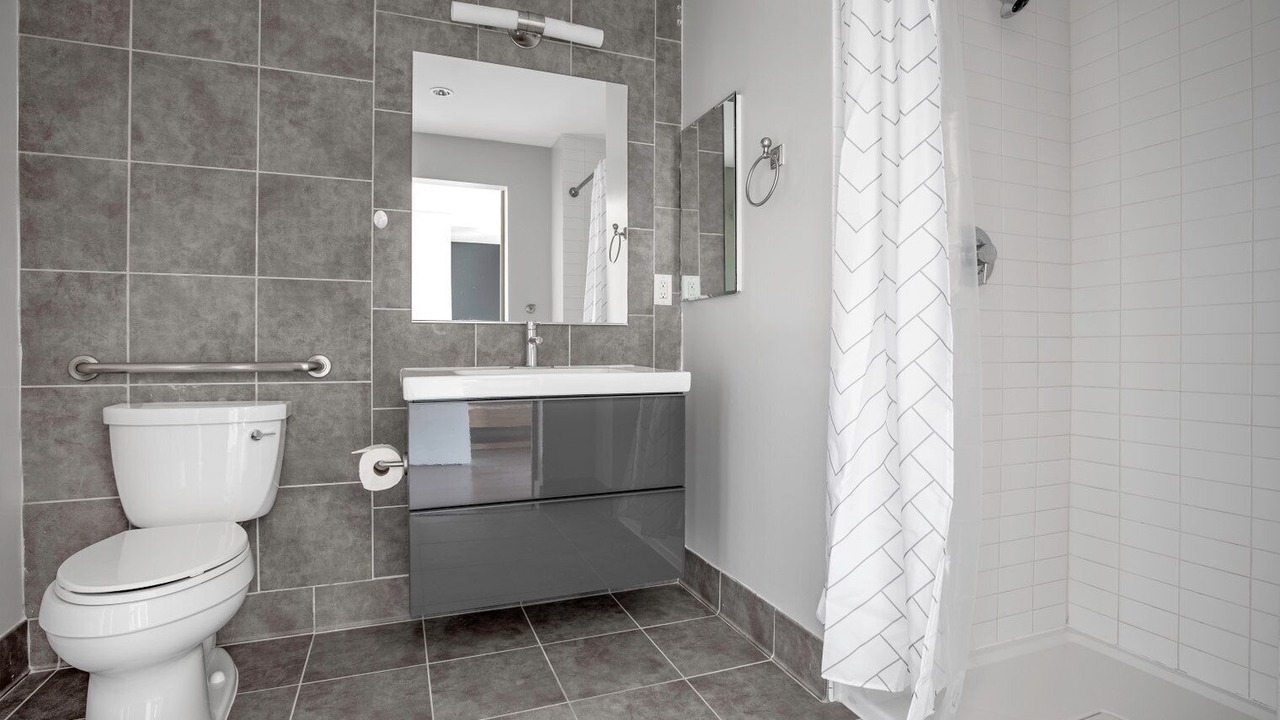 Photo of Bathroom in Logan Circle