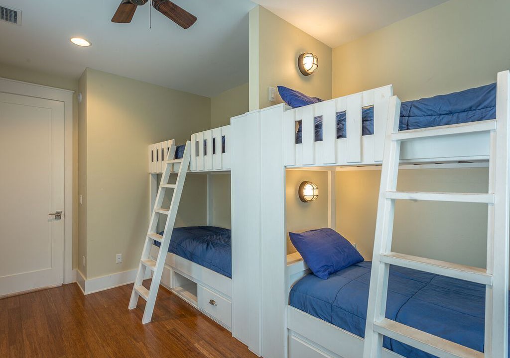 Photo of Bedroom in Carrabelle