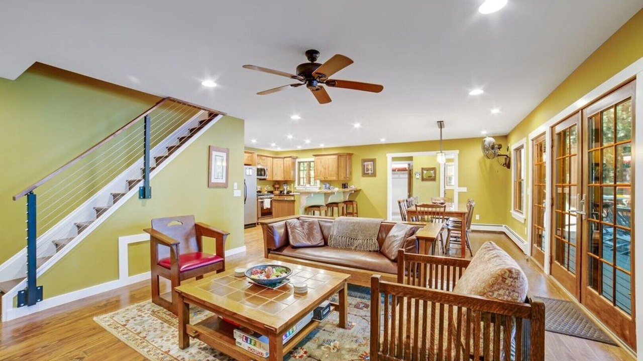 Photo of Livingroom in Chestertown