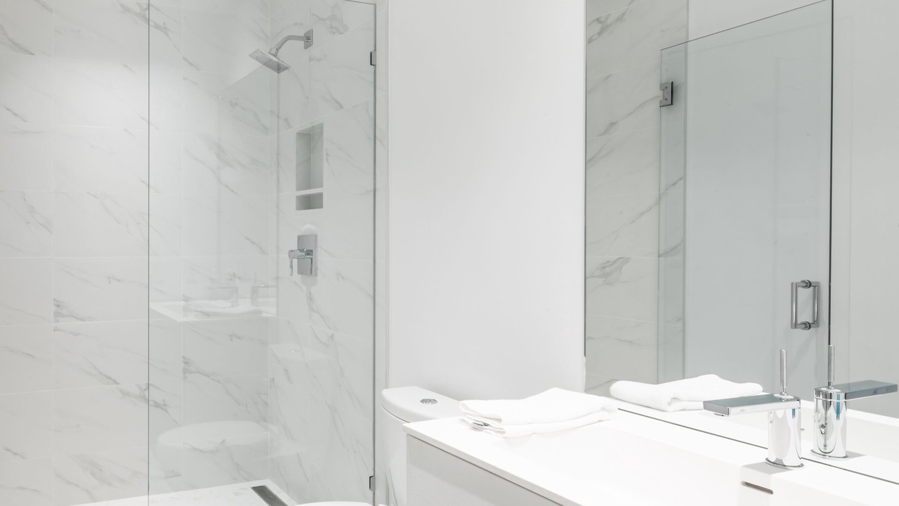 Photo of Bathroom in Amagansett North