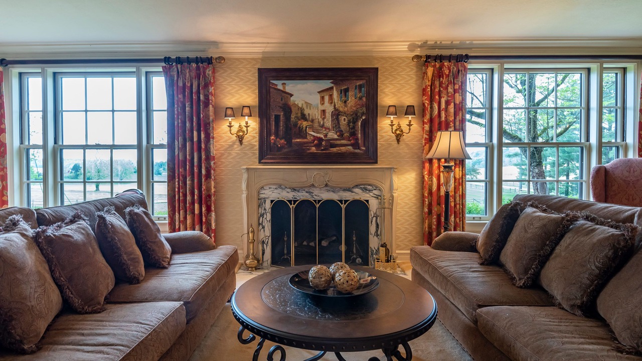 Photo of Livingroom in Paoli