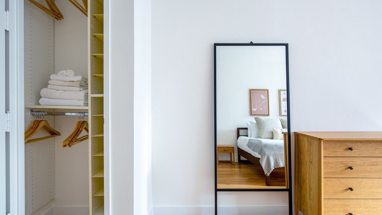 Photo of Bedroom in Sutton Place