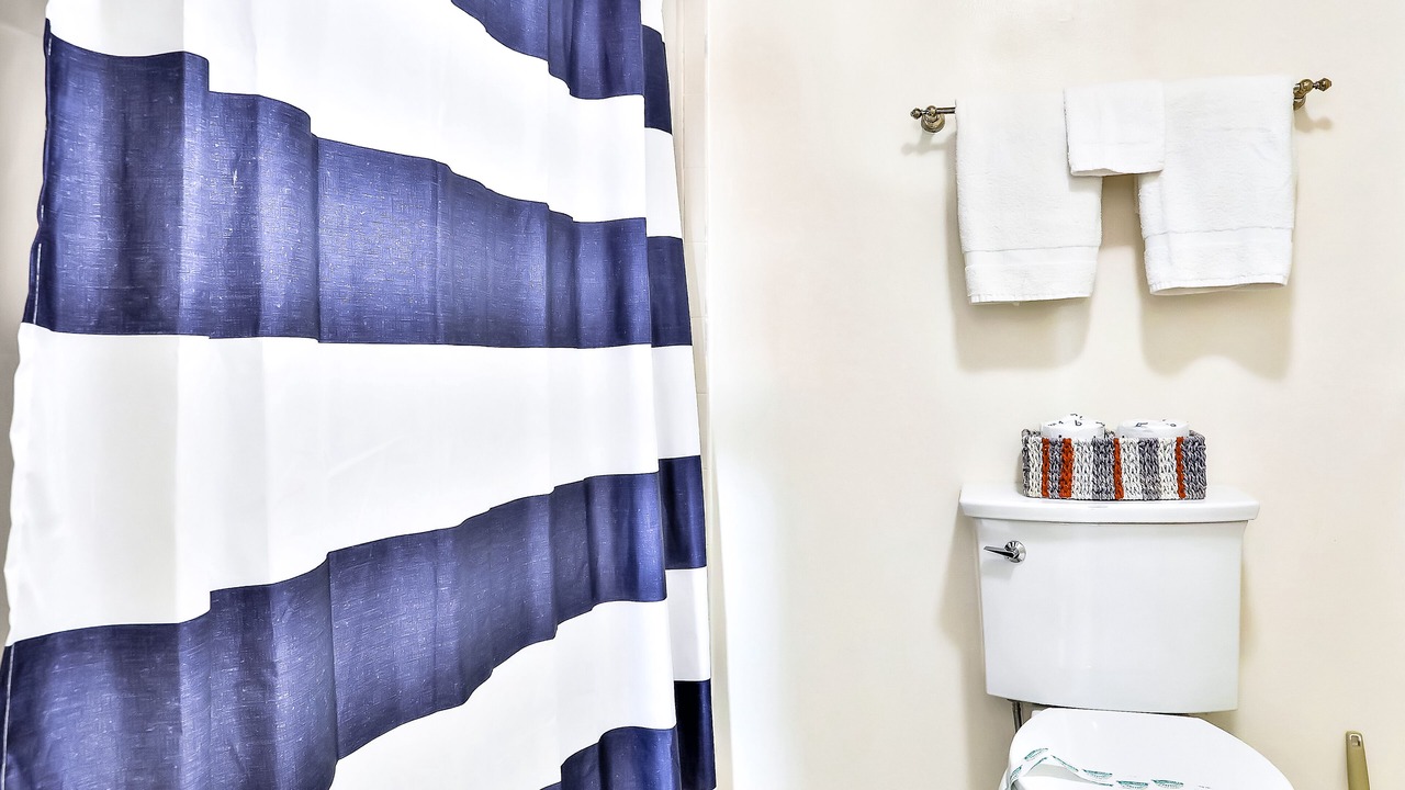 Photo of Bathroom in Cape Caneveral Beach Gardens