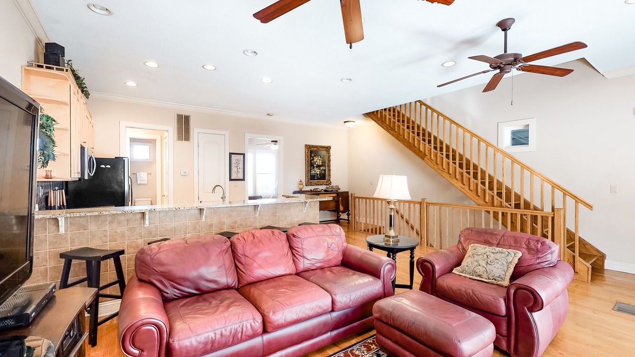 Photo of Livingroom in Crescent Beach