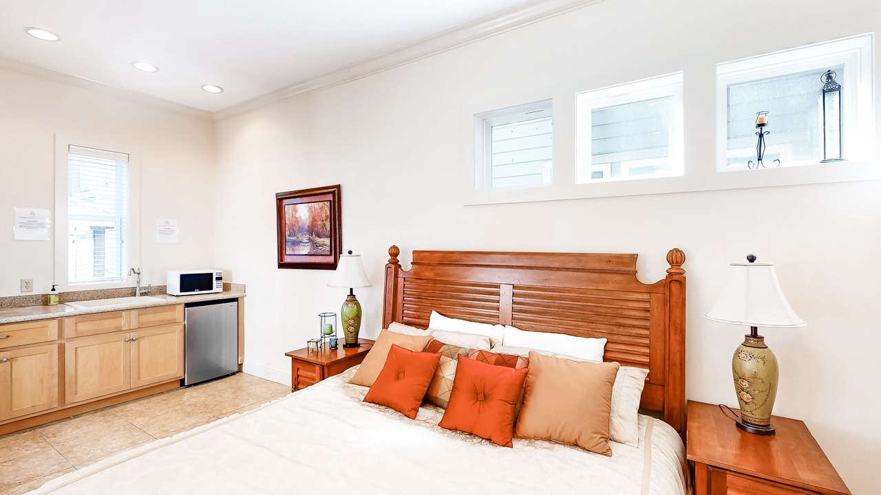 Photo of Bedroom in Crescent Beach