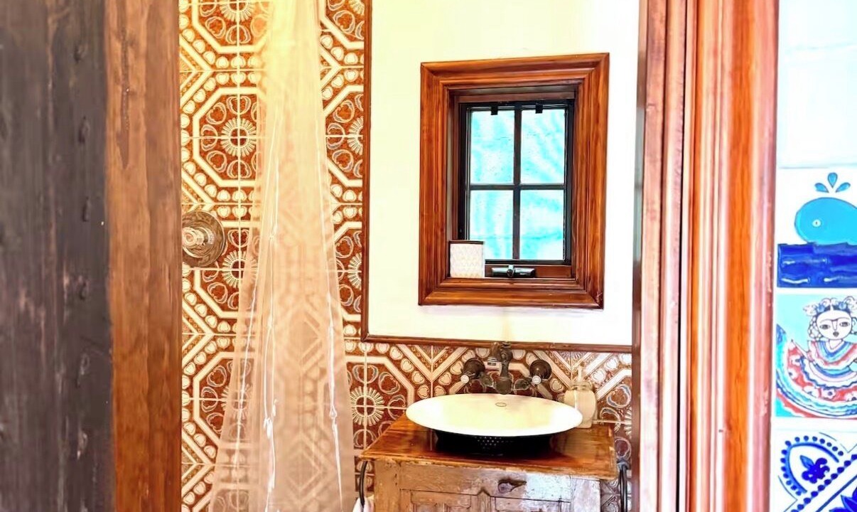 Photo of Bathroom in Northeast Coconut Grove