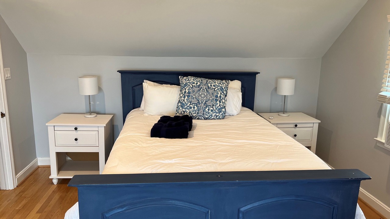 Photo of Bedroom in Valley Lee