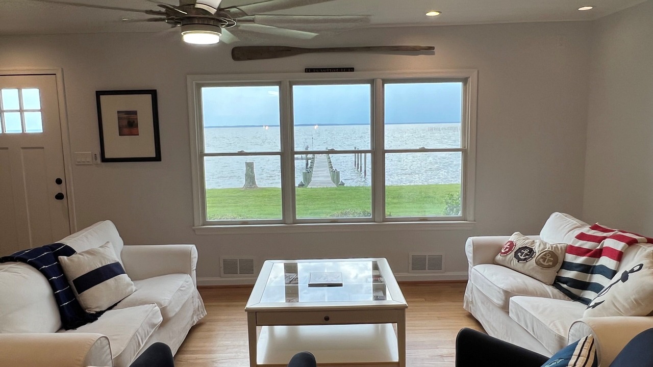 Photo of Livingroom in Valley Lee