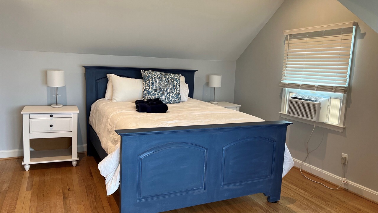 Photo of Bedroom in Valley Lee