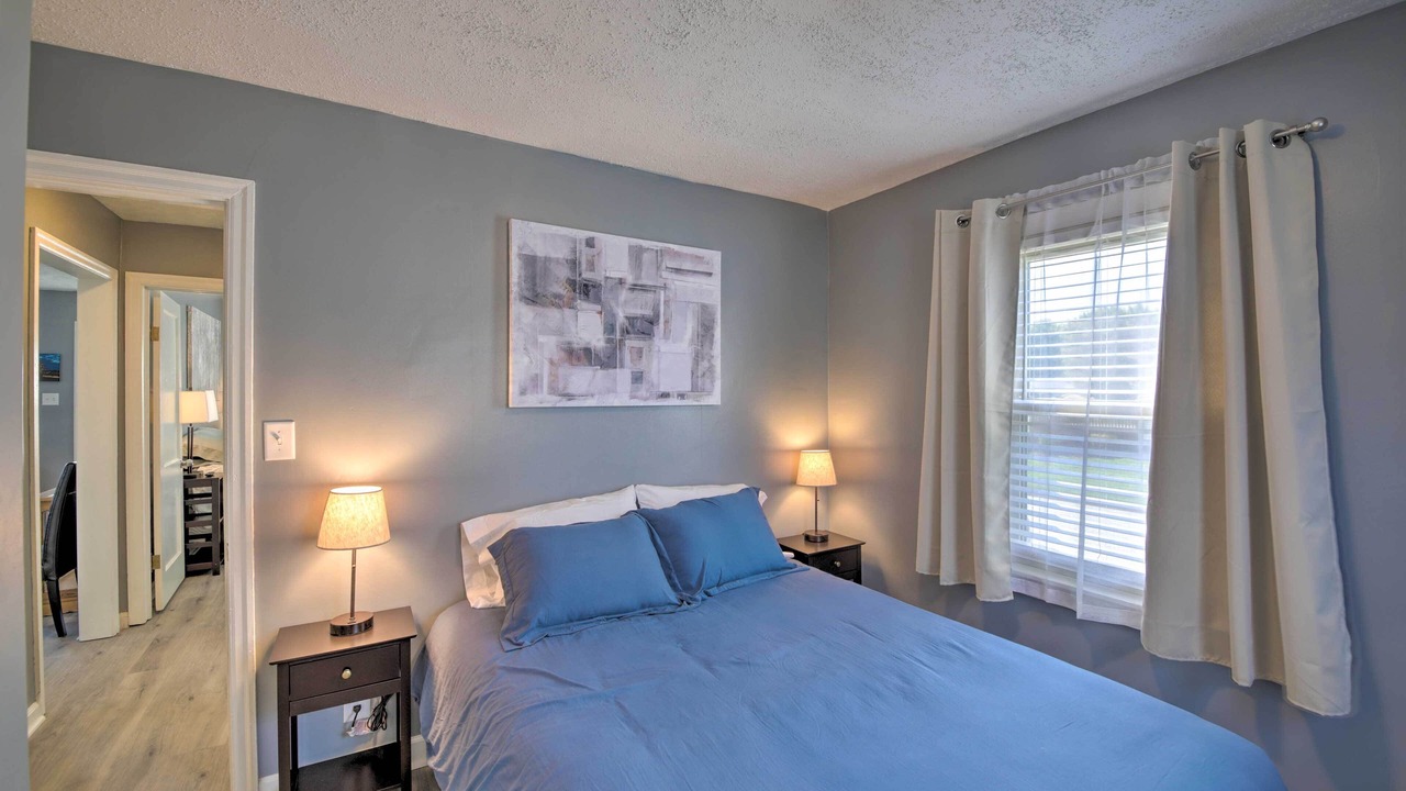 Photo of Bedroom in Speedway