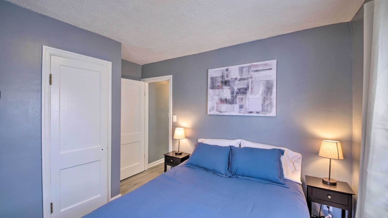 Photo of Bedroom in Speedway