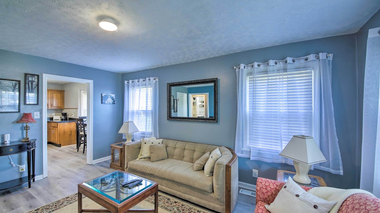 Photo of Livingroom in Speedway
