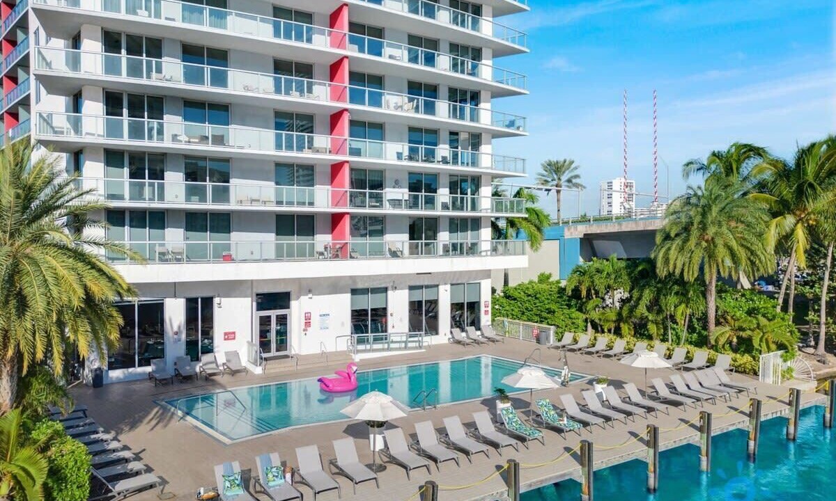 Photo of Others in Hallandale Beach