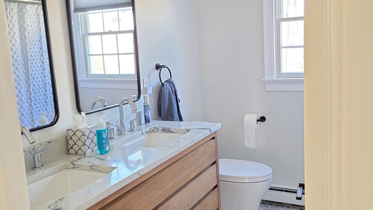Photo of Bathroom in Sandwich