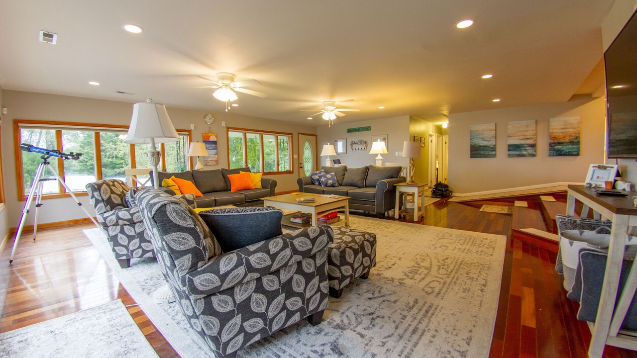 Photo of Livingroom in Lexington Park