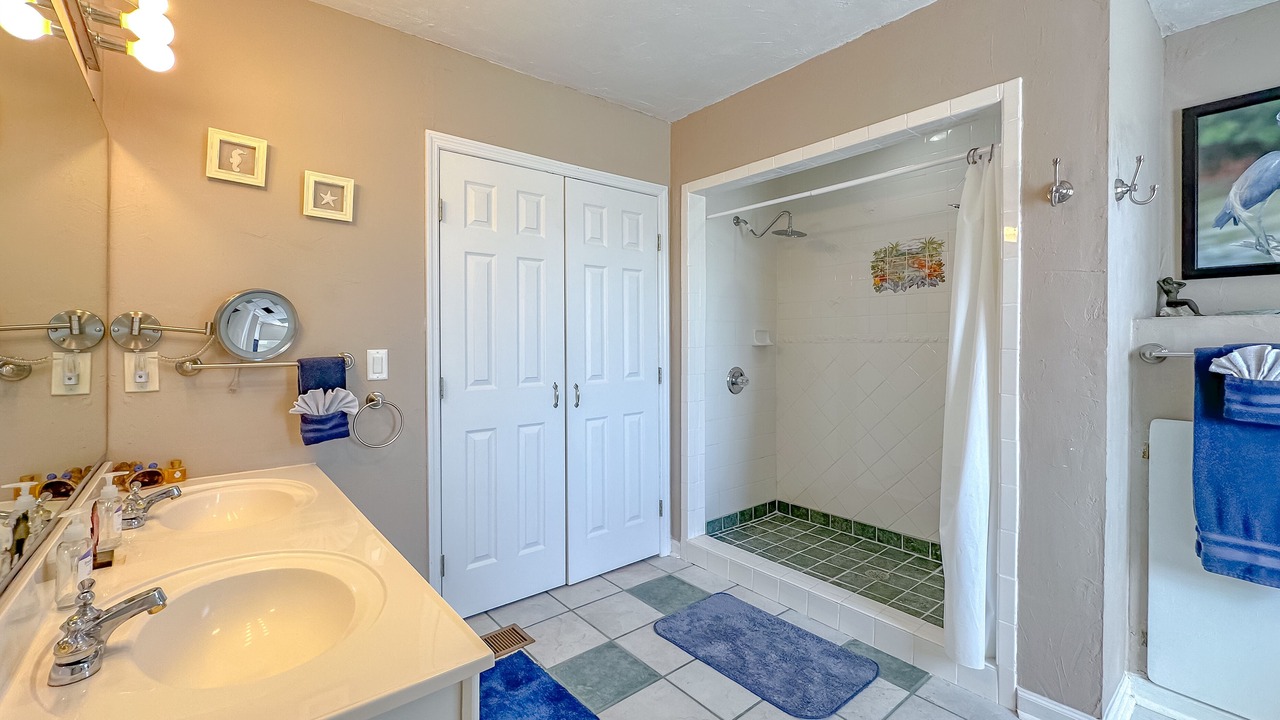 Photo of Bathroom in Crawfordville