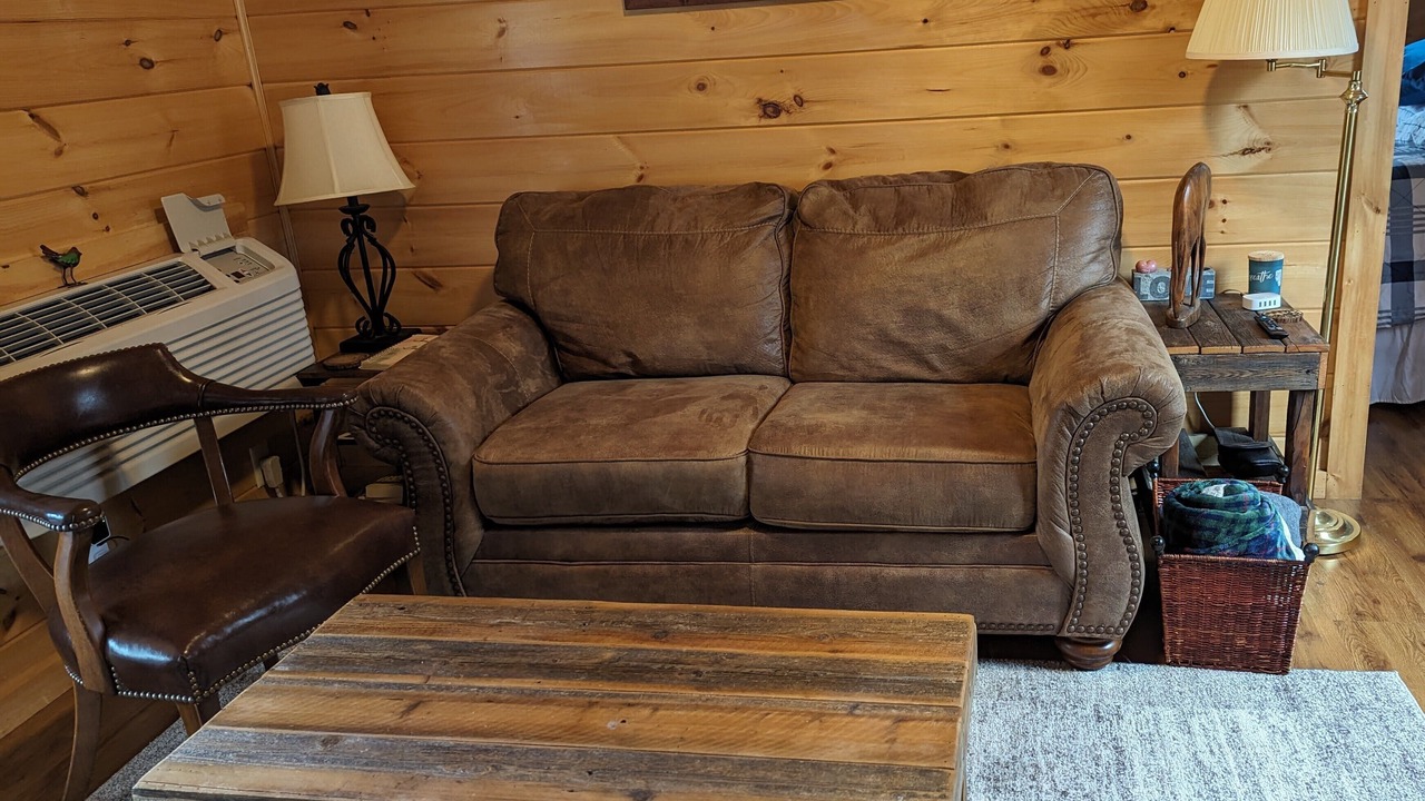 Photo of Livingroom in Schuyler