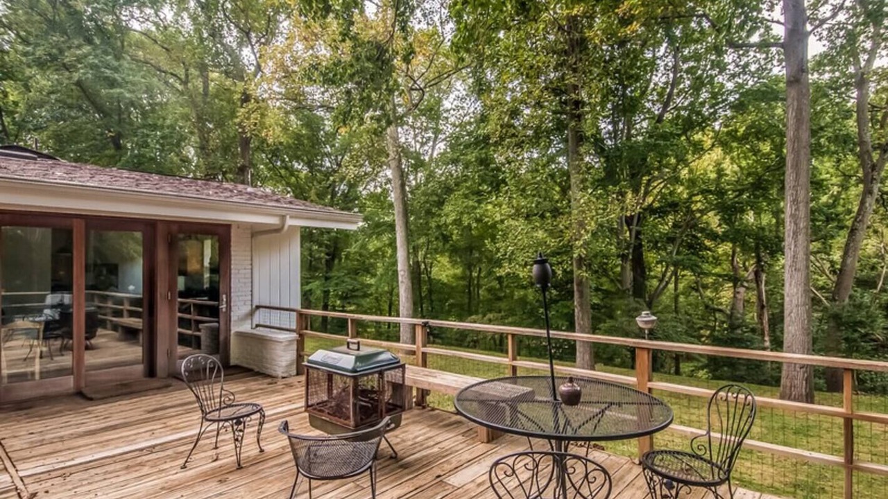 Photo of Outdoor in McLean