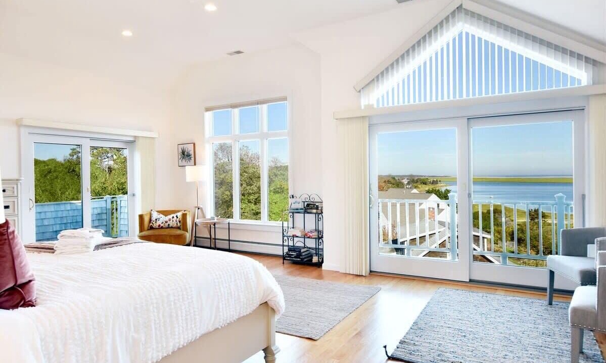 Photo of Bedroom in East Orleans