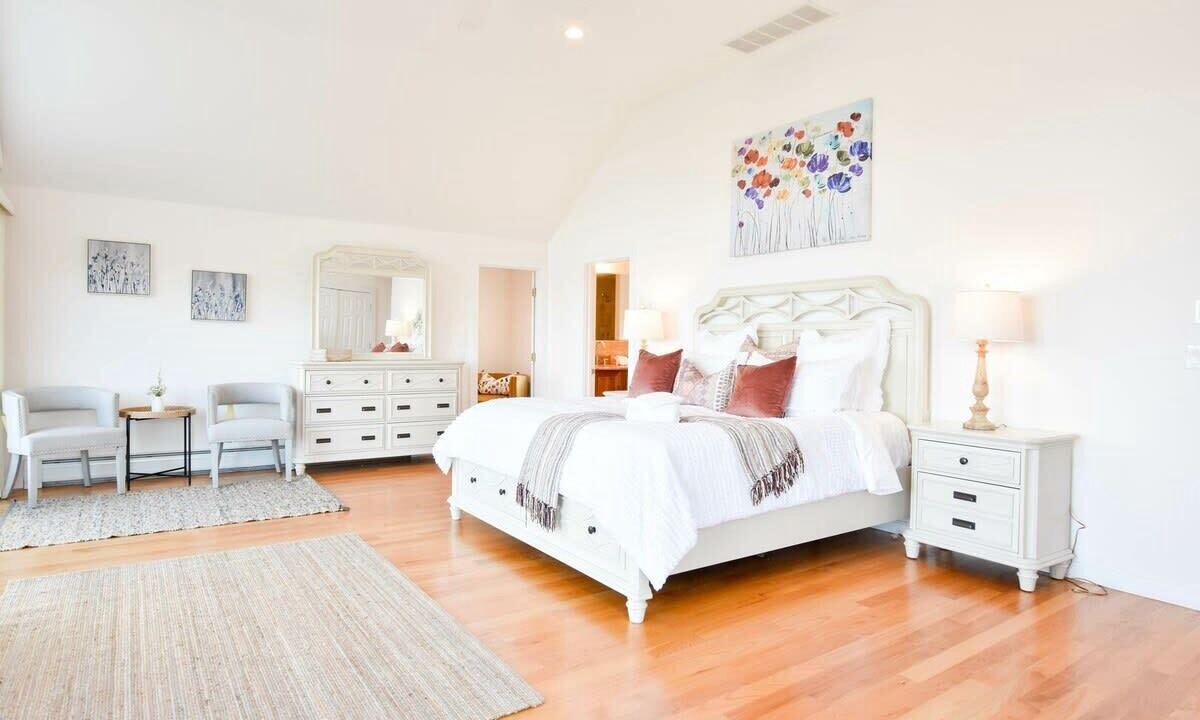 Photo of Bedroom in East Orleans