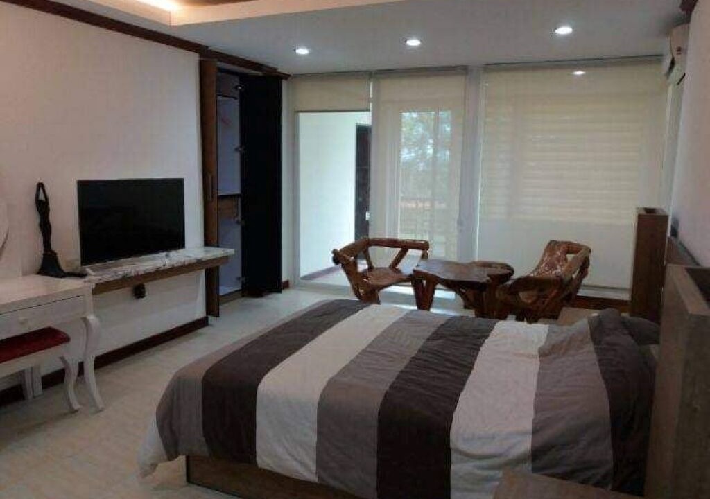 Photo of Bedroom in Los Banos