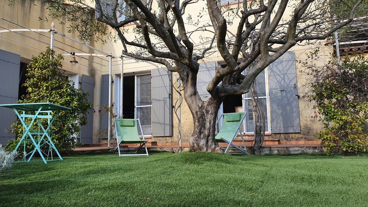 Photo of Patio Balcony in Salernes