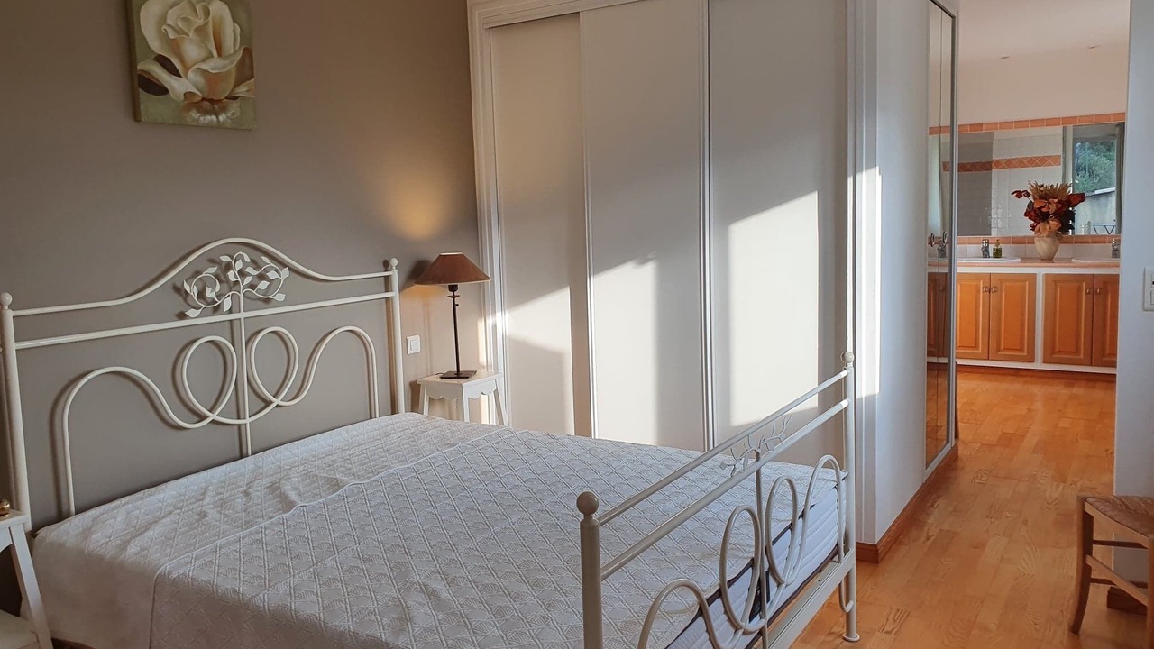 Photo of Bedroom in Salernes