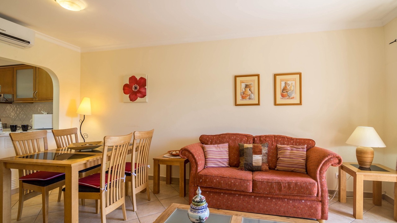 Photo of Livingroom in Alpouvar