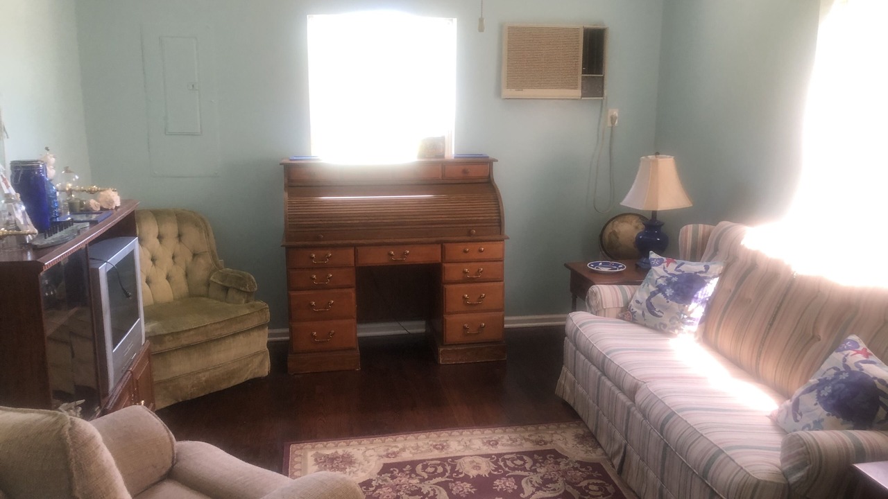 Photo of Livingroom in Lancaster
