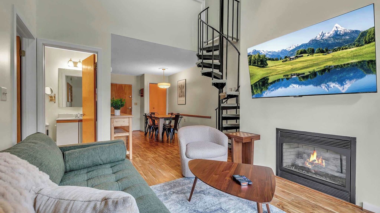 Photo of Livingroom in Great Valley