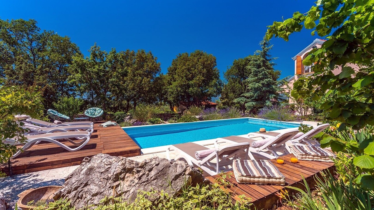 Photo of Outdoor in Sestanovac
