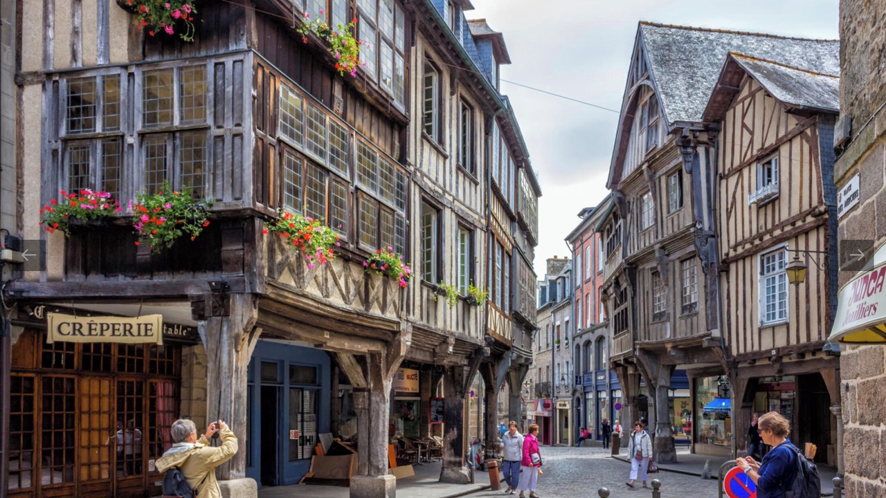 Photo of Others in Dinan
