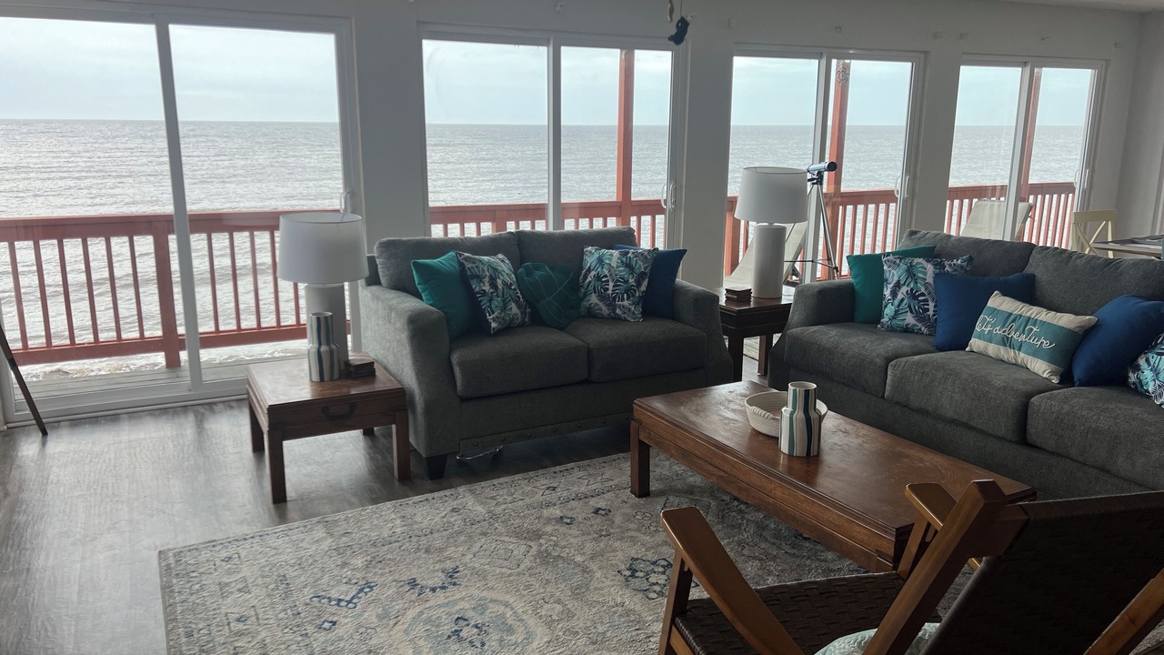 Photo of Livingroom in Alligator Point