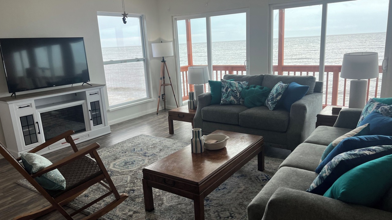 Photo of Livingroom in Alligator Point