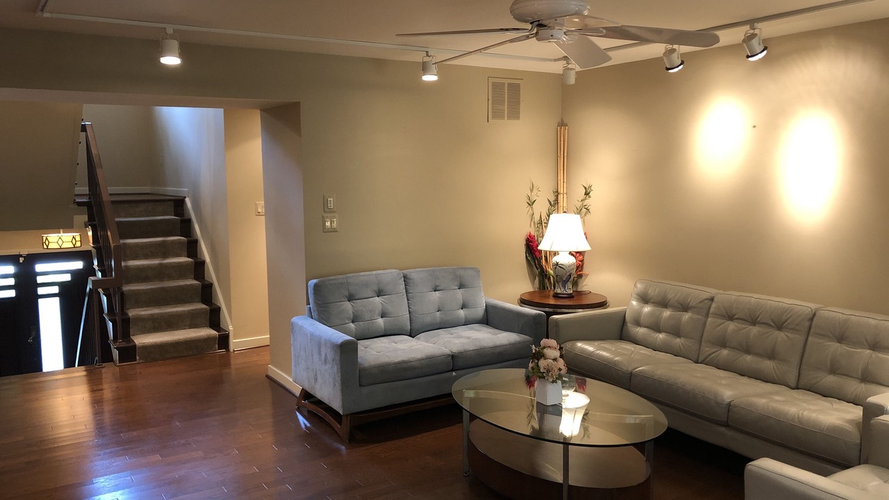 Photo of Livingroom in McLean