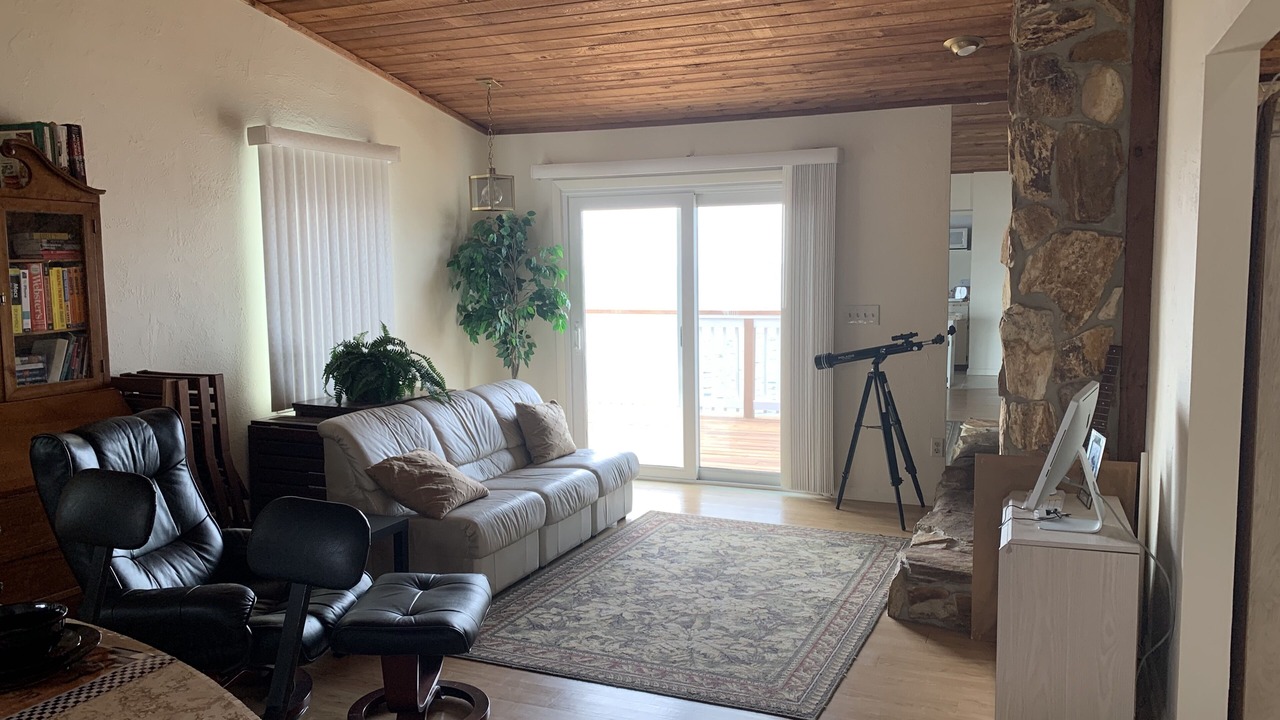 Photo of Livingroom in Crystal Beach